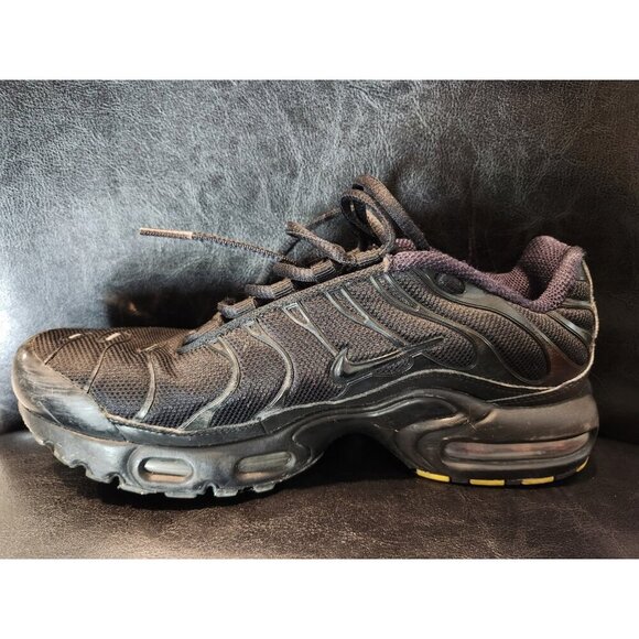 Nike Air Max Plus GS Triple Black - Size 7 Youth - Good Condition - Picture 3 of 10